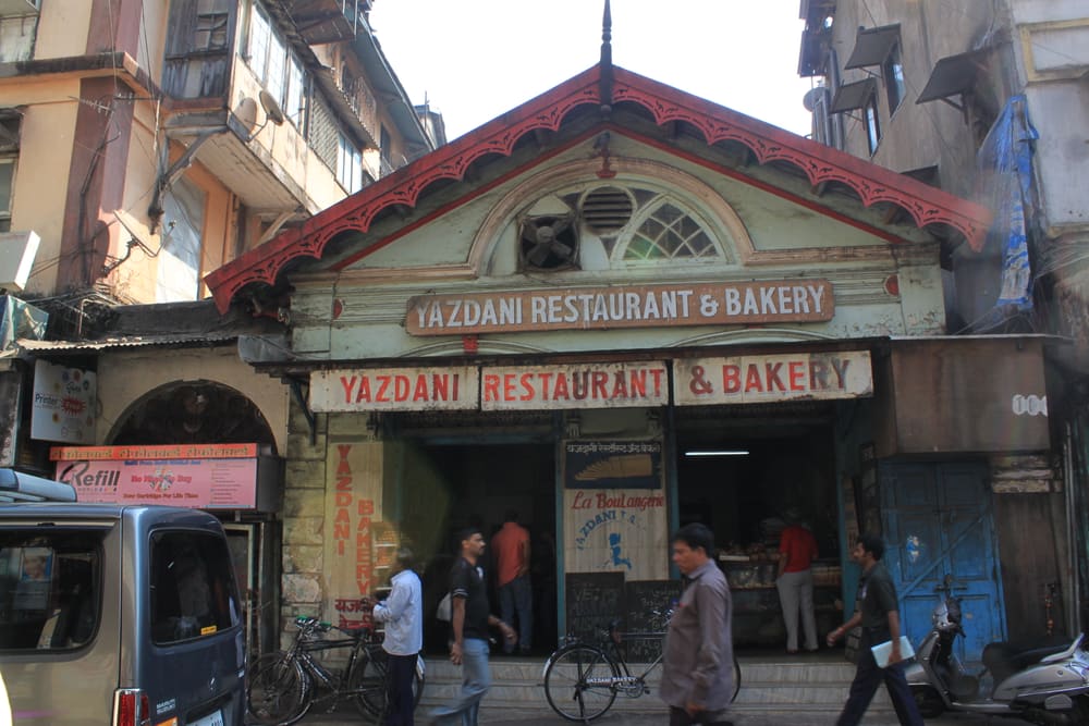 Irani Cafes in Mumbai (2026): The Old Rooms Still Pouring Chai